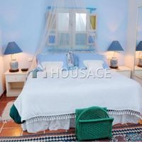 Villa in Spain, Canary Islands, Santa Cruz de Tenerife, 586 sq.m.