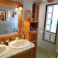 Villa in Spain, Canary Islands, Santa Cruz de Tenerife, 200 sq.m.