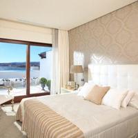 Пентхаус на первой линии моря/озера в Испании, Андалусия, 356 кв.м.