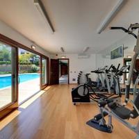 Пентхаус на первой линии моря/озера в Испании, Андалусия, 356 кв.м.