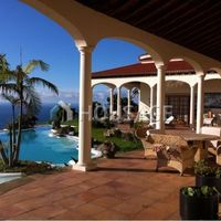 Villa in Spain, Canary Islands, Santa Cruz de Tenerife, 800 sq.m.