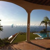 Villa in Spain, Canary Islands, Santa Cruz de Tenerife, 800 sq.m.