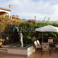 Villa in Spain, Canary Islands, Santa Cruz de Tenerife, 800 sq.m.