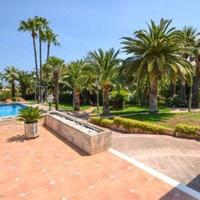 House in Spain, Comunitat Valenciana, Alicante, 1100 sq.m.