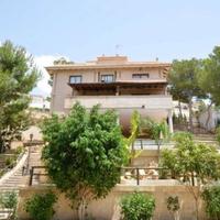 House in Spain, Comunitat Valenciana, Alicante, 400 sq.m.