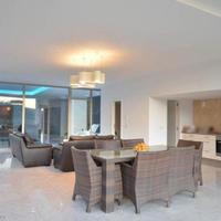 House in Spain, Comunitat Valenciana, Alicante, 900 sq.m.