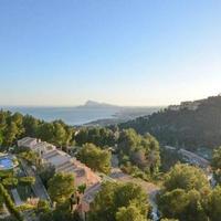 House in Spain, Comunitat Valenciana, Alicante, 900 sq.m.