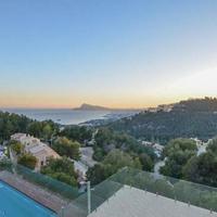 House in Spain, Comunitat Valenciana, Alicante, 900 sq.m.