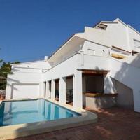 House in Spain, Comunitat Valenciana, Alicante, 640 sq.m.