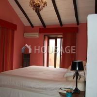 Villa in Spain, Canary Islands, Santa Cruz de Tenerife, 250 sq.m.