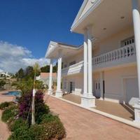 House in Spain, Comunitat Valenciana, Alicante, 500 sq.m.