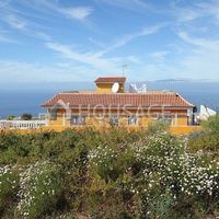 Вилла в Испании, Канарские Острова, Санта-Крус-де-Тенерифе, 180 кв.м.