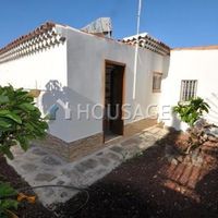 Вилла в Испании, Канарские Острова, Санта-Крус-де-Тенерифе, 130 кв.м.