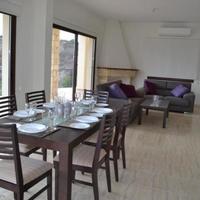 Дом на первой линии моря/озера на Кипре, Протарас, 152 кв.м.