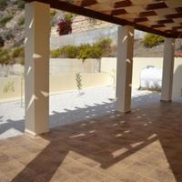 Дом на первой линии моря/озера на Кипре, Протарас, 152 кв.м.