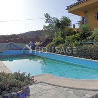 Вилла в Испании, Канарские Острова, Санта-Крус-де-Тенерифе, 120 кв.м.