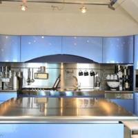 Вилла на первой линии моря/озера на Кипре, Протарас, 500 кв.м.