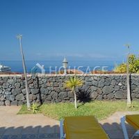 Villa in Spain, Canary Islands, Santa Cruz de Tenerife, 250 sq.m.