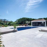 Вилла на второй линии моря/озера, в пригороде в Португалии, Албуфейра, 700 кв.м.