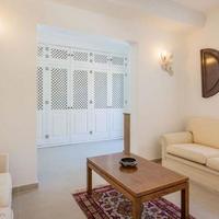 Villa at the second line of the sea / lake, in the suburbs in Portugal, Albufeira, 346 sq.m.