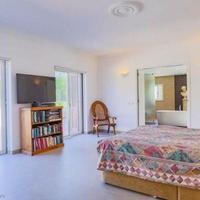 Villa at the second line of the sea / lake, in the suburbs in Portugal, Albufeira, 346 sq.m.