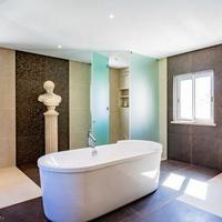 Villa at the second line of the sea / lake, in the suburbs in Portugal, Albufeira, 346 sq.m.