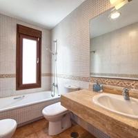 Townhouse in Spain, Andalucia, 579 sq.m.