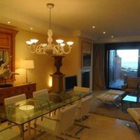 Квартира на первой линии моря/озера в Испании, Андалусия, 231 кв.м.