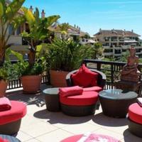 Penthouse at the first line of the sea / lake in Spain, Andalucia, 821 sq.m.