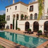 Дом на первой линии моря/озера в Испании, Андалусия, 1157 кв.м.