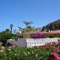 Villa in Spain, Canary Islands, Santa Cruz de Tenerife, 200 sq.m.