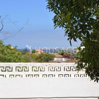 Villa in Spain, Canary Islands, Santa Cruz de Tenerife, 200 sq.m.