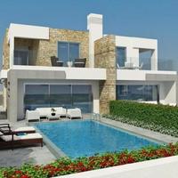 House at the first line of the sea / lake in Republic of Cyprus, Protaras, 163 sq.m.