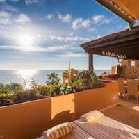 Квартира на первой линии моря/озера в Испании, Андалусия, 225 кв.м.