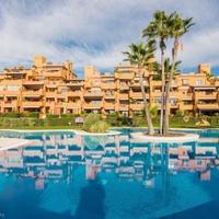 Квартира на первой линии моря/озера в Испании, Андалусия, 225 кв.м.