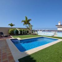 Villa in Spain, Canary Islands, Santa Cruz de Tenerife, 320 sq.m.