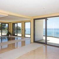 Villa at the first line of the sea / lake, in the suburbs in Montenegro, Budva, 438 sq.m.