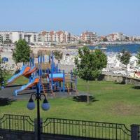 Apartment at the first line of the sea / lake, in the suburbs in Bulgaria, Burgas Province, Elenite