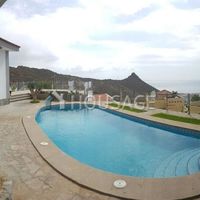 Вилла в Испании, Канарские Острова, Санта-Крус-де-Тенерифе, 180 кв.м.