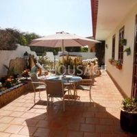 Вилла в Испании, Канарские Острова, Санта-Крус-де-Тенерифе, 910 кв.м.