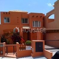 Вилла в Испании, Канарские Острова, Санта-Крус-де-Тенерифе, 150 кв.м.