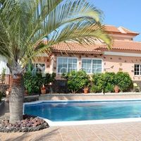 Вилла в Испании, Канарские Острова, Санта-Крус-де-Тенерифе, 420 кв.м.