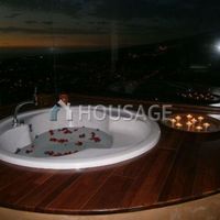 Villa in Spain, Canary Islands, Santa Cruz de Tenerife, 260 sq.m.