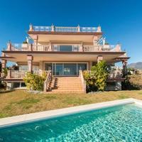 Дом в Испании, Андалусия, 1148 кв.м.