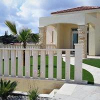 Дом на первой линии моря/озера на Кипре, Протарас, 300 кв.м.