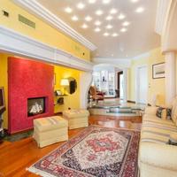 Вилла на первой линии моря/озера в Италии, Палау, 350 кв.м.