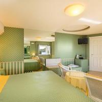 Вилла на первой линии моря/озера в Италии, Палау, 350 кв.м.