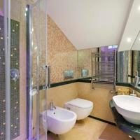 Вилла на первой линии моря/озера в Италии, Палау, 350 кв.м.