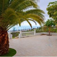 Вилла в Испании, Канарские Острова, Санта-Крус-де-Тенерифе, 250 кв.м.