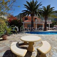 Вилла в Испании, Канарские Острова, Санта-Крус-де-Тенерифе, 200 кв.м.